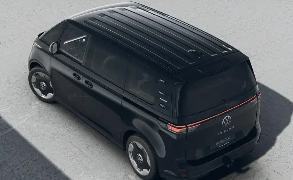 Neu VW ID. Buzz Pro 210 kW (286 PS) 2026 Deep black perleffekt Van / Kleinbus