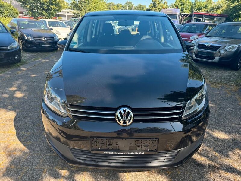 Schwarz Gebraucht 2013 VW Touran Trendline Van / Kleinbus | 6.890 € (Guter Preis) - Bild 1/4