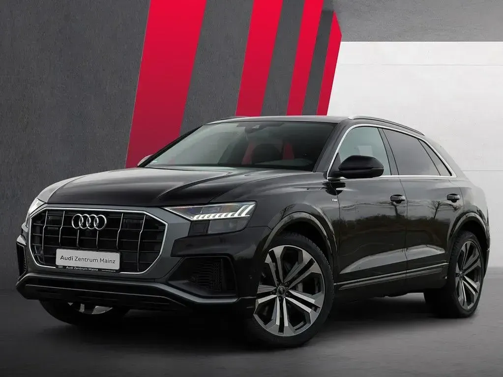 Gebraucht Audi Q8 Ambiente 340 PS (250 kW) 2023 Mythosschwarz metallic SUV