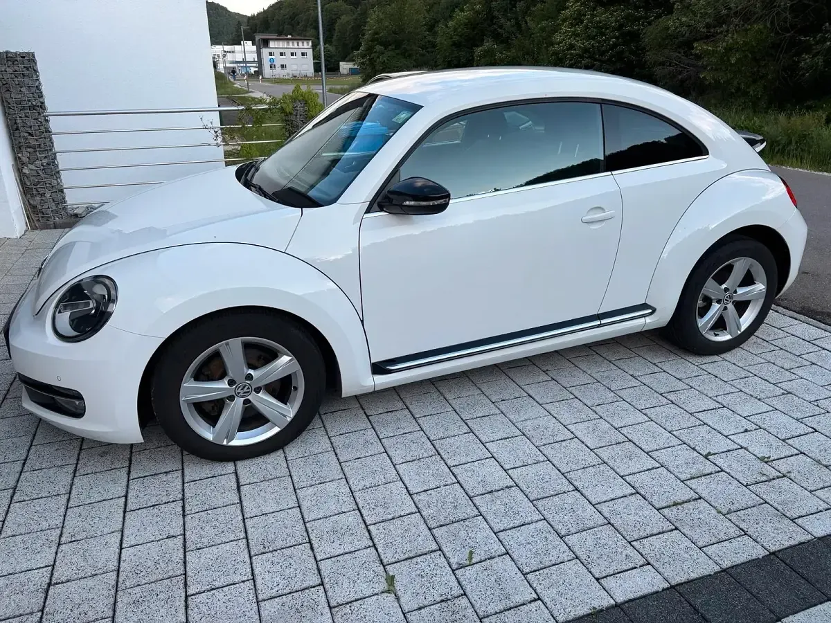 Gebraucht VW Beetle 160 PS (117 kW) 2012 Weiß Kleinwagen