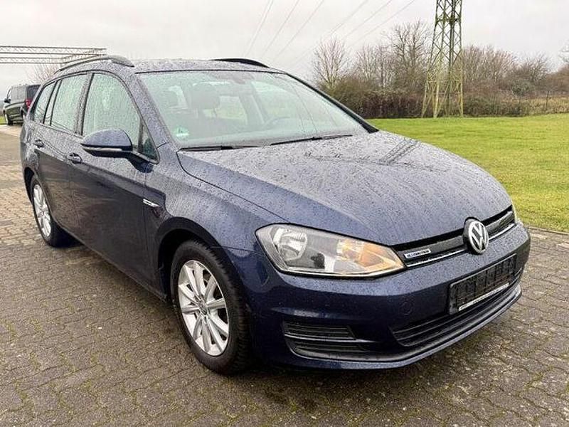 Gebraucht VW Golf VII Trendline 110 PS (80 kW) 2015 Andere Limousine