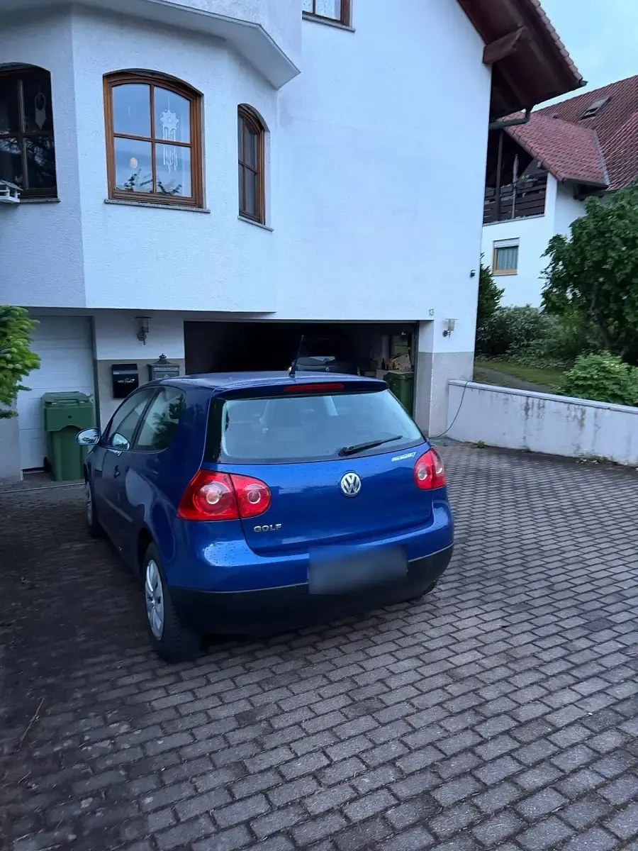 Używany VW Golf 75 KM (55 kW) 2005 Niebieski Coupe