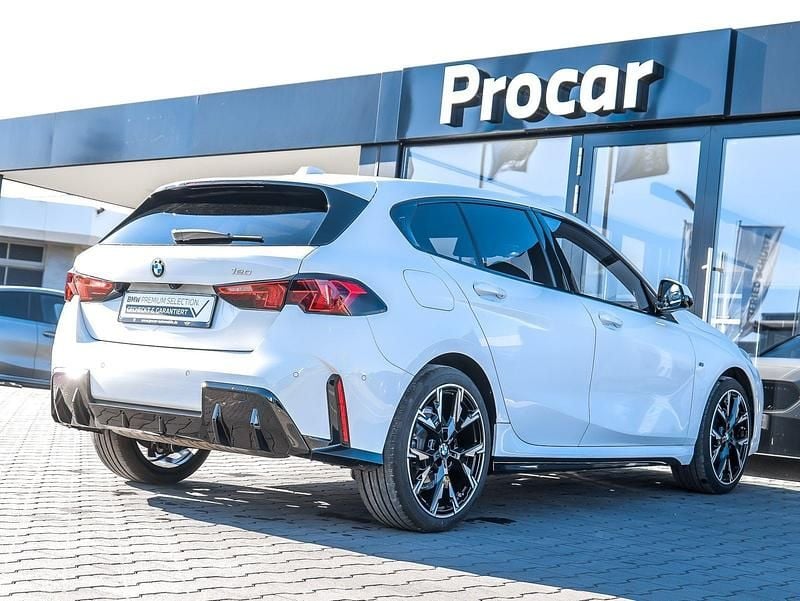 Gebraucht BMW 120 Performance 156 PS (114 kW) 2025 Weiß Kleinwagen