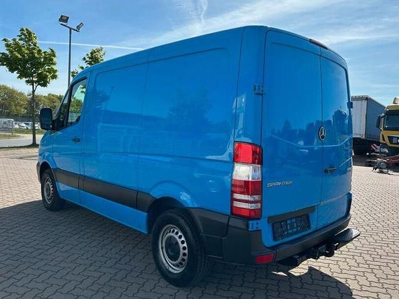 Gebraucht Mercedes Sprinter 114 PS (83 kW) 2017 Blau Van