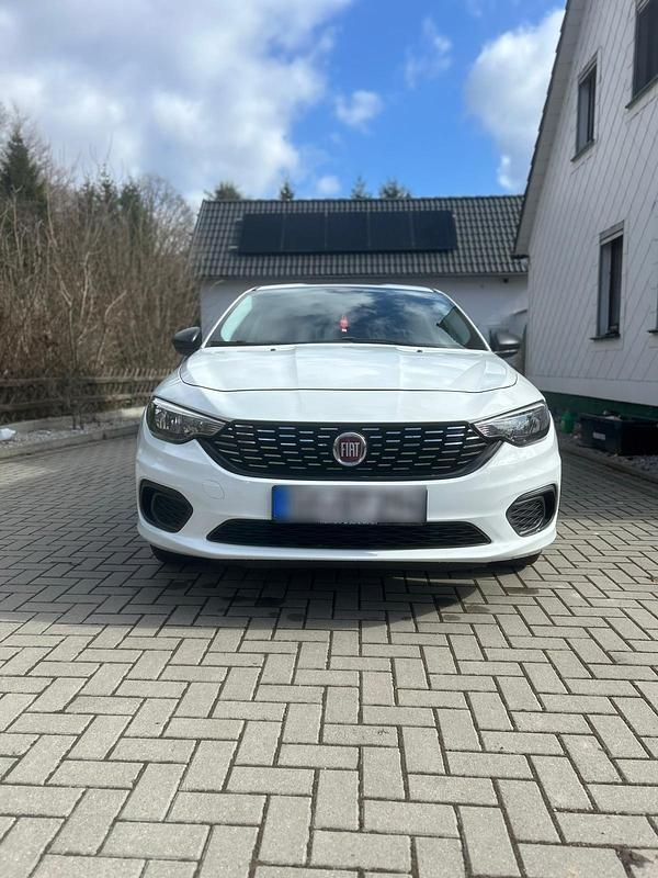 Gebraucht Fiat Tipo 95 PS (69 kW) 2019 Weiß Kombi