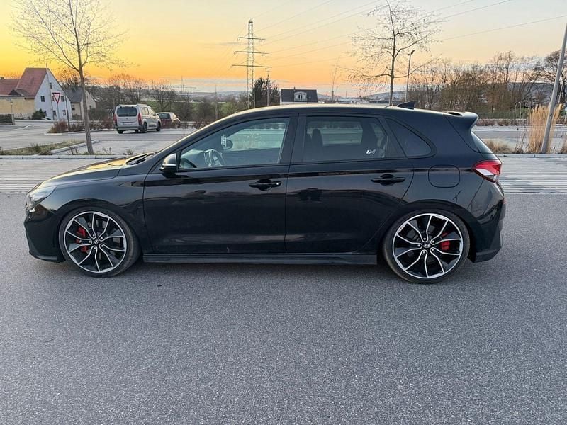 Gebraucht Hyundai i30 275 PS (202 kW) 2019 Schwarz Kombi