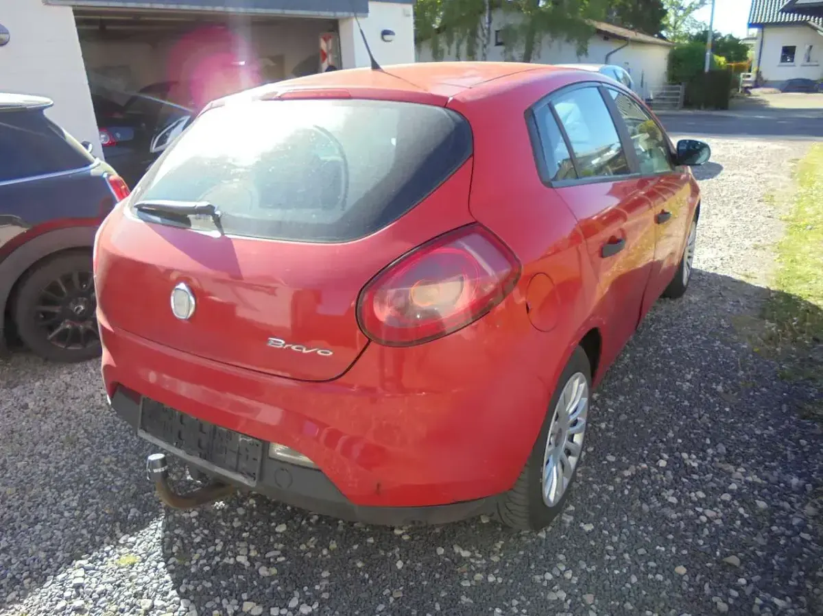 Gebraucht Fiat Bravo 90 PS (66 kW) 2007 Rot Kleinwagen