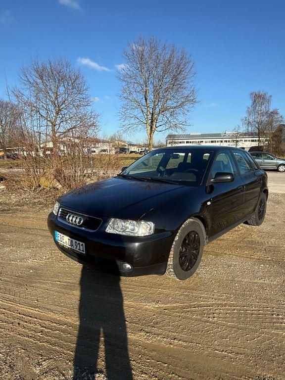 Gebraucht Audi A3 102 PS (75 kW) 2003 Schwarz Kleinwagen