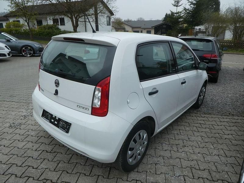 Gebraucht Skoda Citigo Active 60 PS (44 kW) 2018 Weiß Kleinwagen