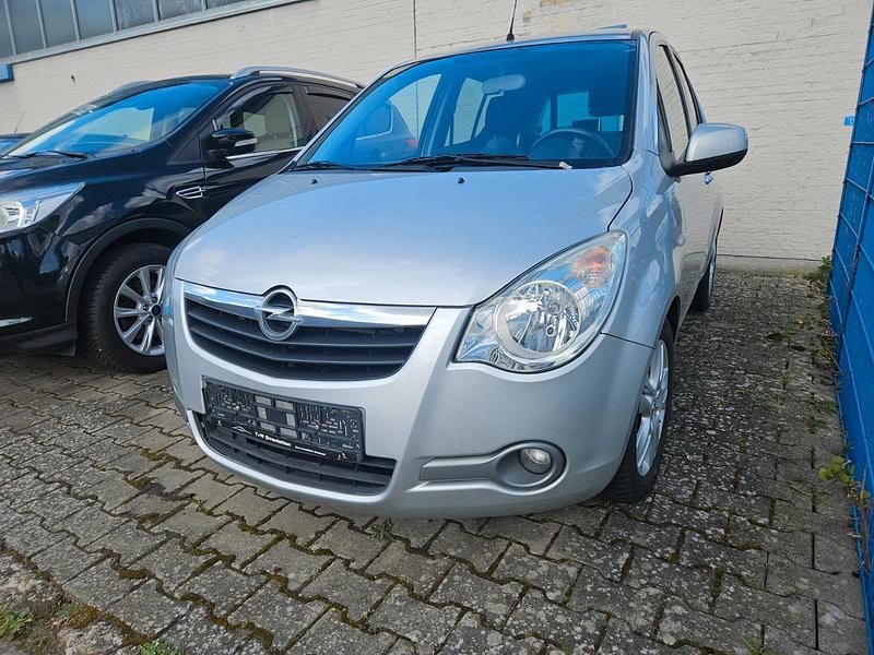 Gebraucht Opel Agila 94 PS (69 kW) 2011 Silber Kleinwagen