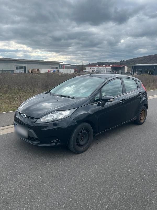 Gebraucht Ford Fiesta 82 PS (60 kW) 2010 Schwarz Kleinwagen