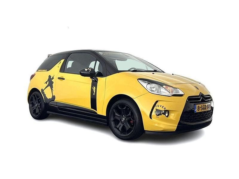 Gelb Gebraucht 2013 Citroën DS3 Business Class | 3.145 € - Bild 1/4