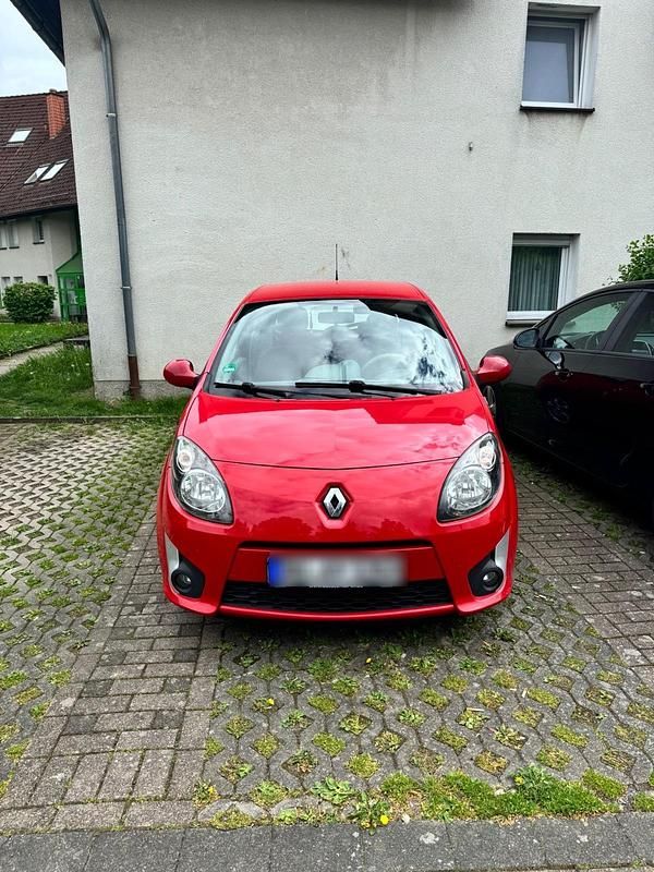 Rot Gebraucht 2009 Renault Twingo Kleinwagen | 1.650 € (Fairer Preis) - Bild 1/4