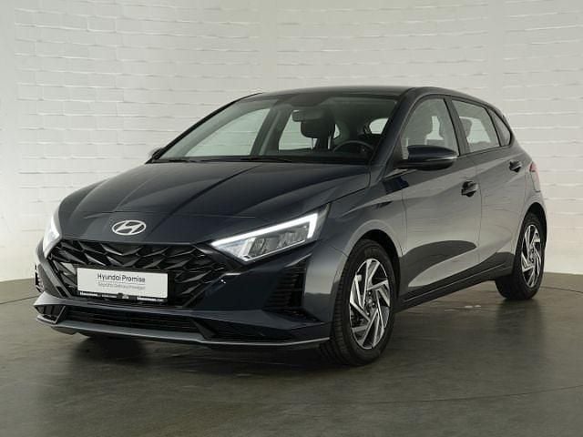 Gebraucht Hyundai i20 Trend 101 PS (74 kW) 2025 Grau Kleinwagen