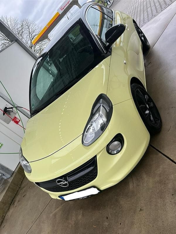 Gelb Gebraucht 2016 Opel Adam Kleinwagen | 5.800 € (Superpreis) - Bild 1/4