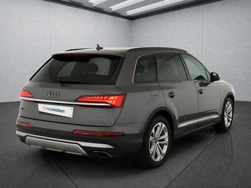 Neu Audi Q7 231 PS (169 kW) 2025 Grau SUV