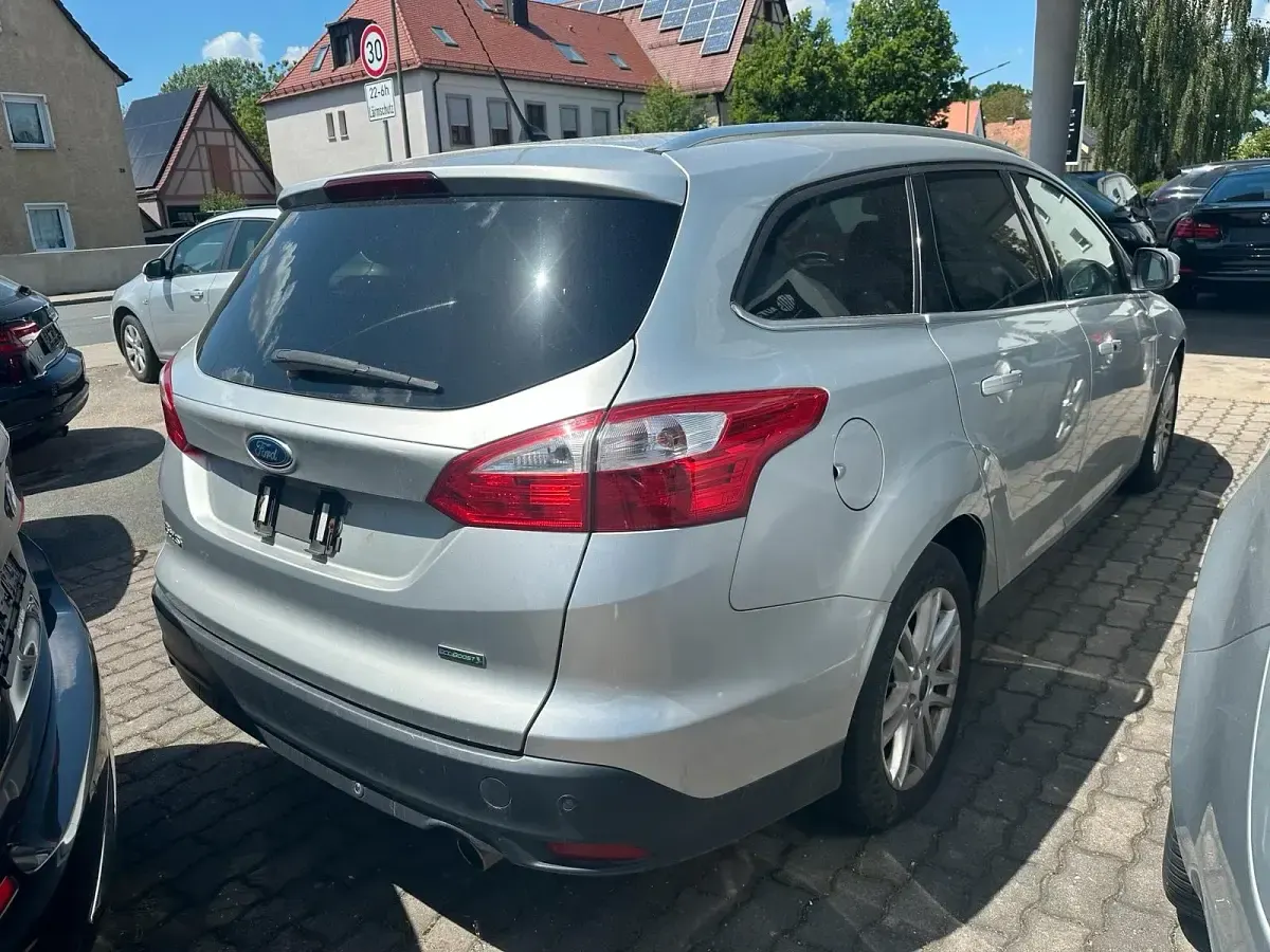 Gebraucht Ford Focus 150 PS (110 kW) 2014 Silber Kombi