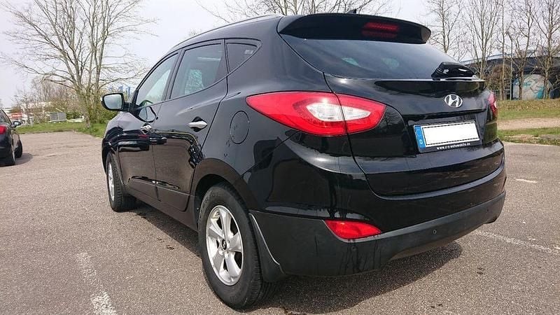 Gebraucht Hyundai ix35 Trend 184 PS (135 kW) 2014 Schwarz SUV