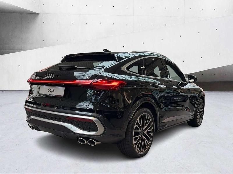 Gebraucht Audi SQ5 367 PS (269 kW) 2025 Mythosschwarz metallic SUV