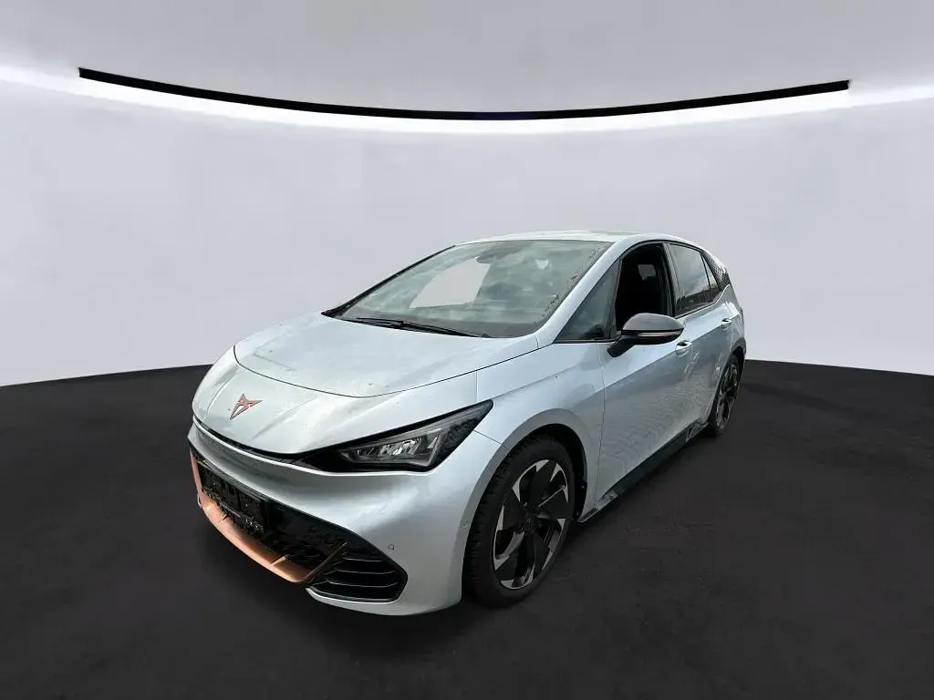 Gebraucht Cupra Born 169 kW (231 PS) 2022 Geysirsilber Kleinwagen