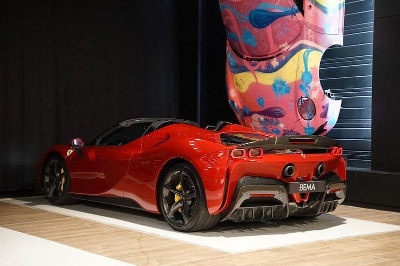 Gebraucht Ferrari SF90 780 PS (573 kW) 2023 Rot Cabrio