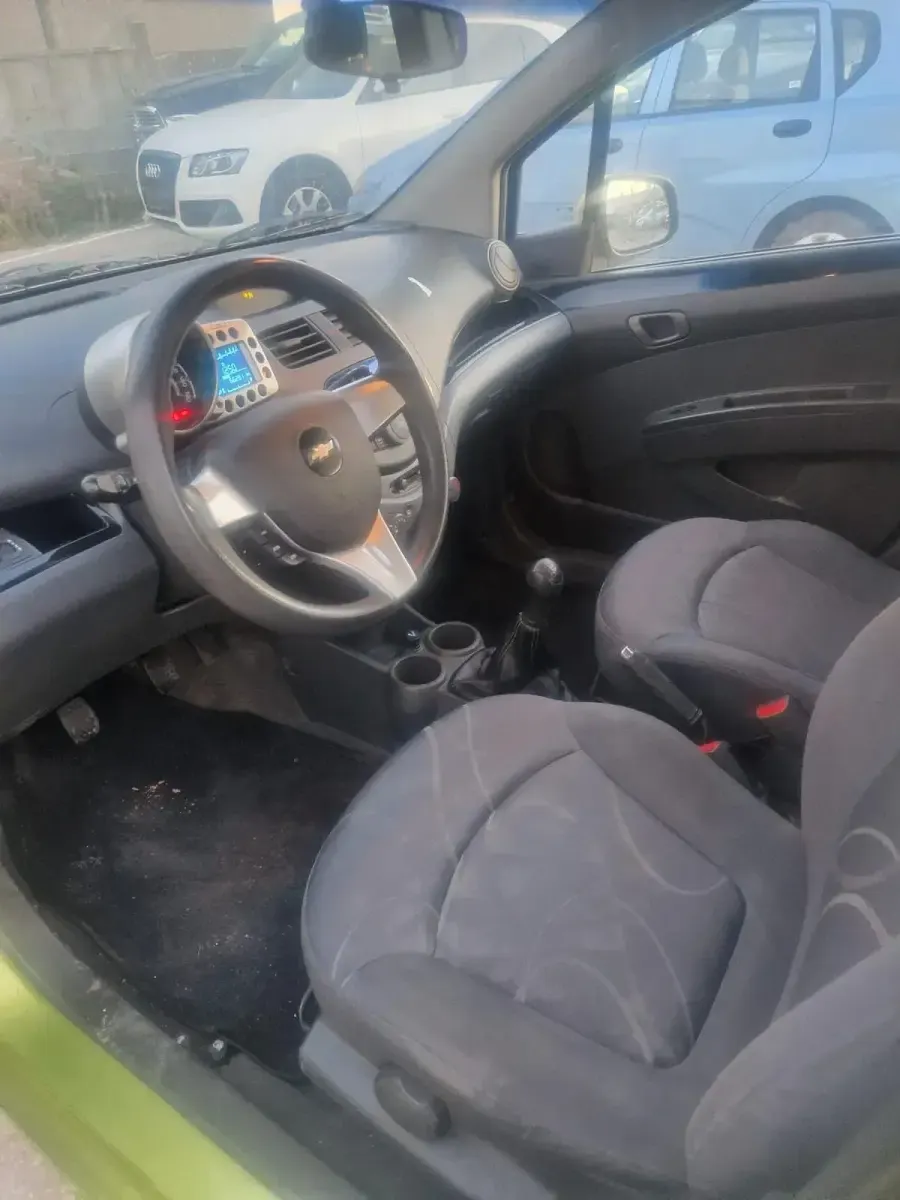 Gebraucht Chevrolet Spark 68 PS (50 kW) 2010 Grün Kleinwagen
