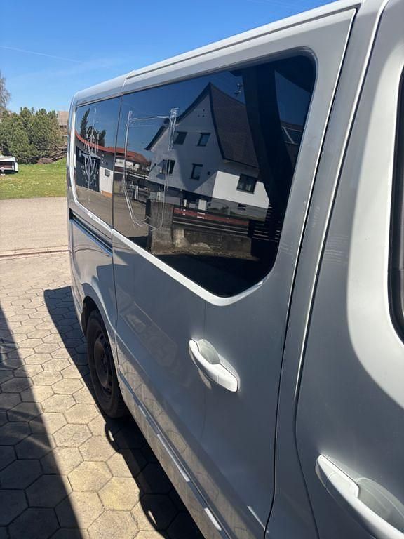 Gebraucht Renault Trafic 145 PS (106 kW) 2015 Weiß Van / Kleinbus