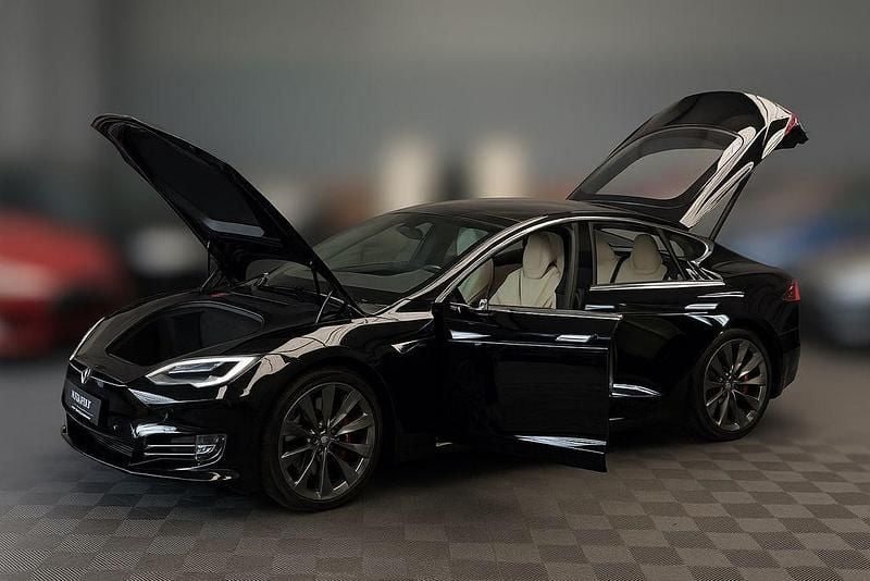 Gebraucht Tesla Model S Performance 584 kW (795 PS) 2020 Schwarz Kleinwagen