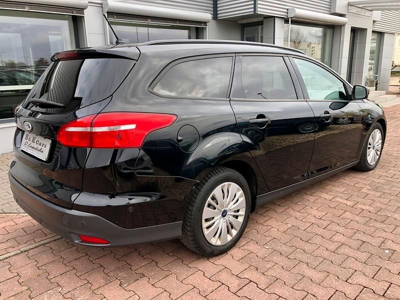 Gebraucht Ford Focus Business Edition 120 PS (88 kW) 2017 Schwarz Kombi