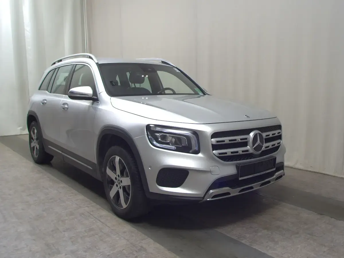 Gebraucht Mercedes GLB220 Progressive 190 PS (139 kW) 2021 Grau SUV