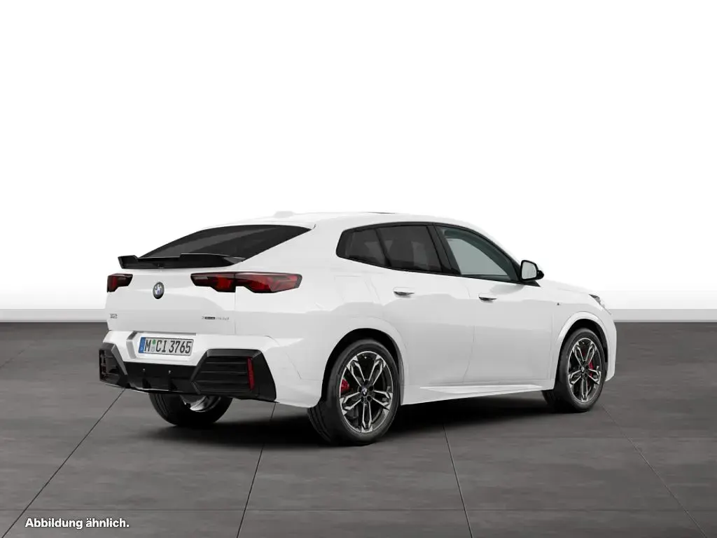 Gebraucht BMW X2 M Sport 150 PS (110 kW) 2025 Weiß SUV
