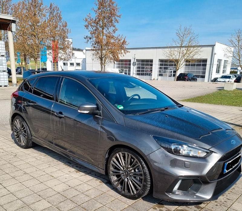 Gebraucht Ford Focus RS 349 PS (256 kW) 2017 Grau Limousine