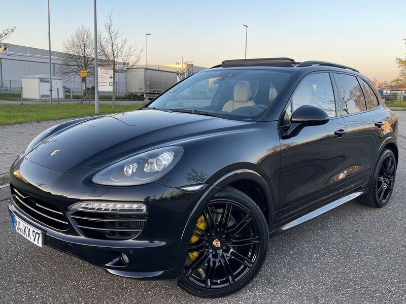 Schwarz Gebraucht 2013 Porsche Cayenne S Sport SUV | 25.000 € (Etwas zu teuer) - Bild 1/4