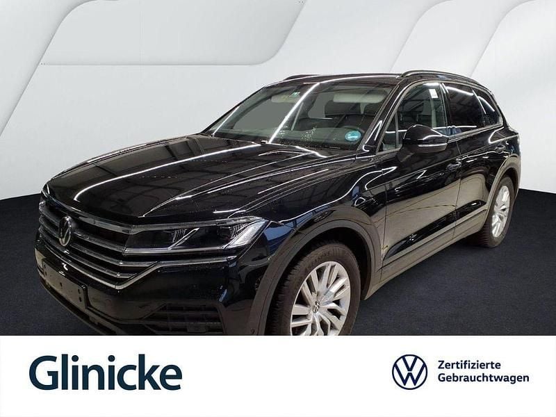 Grenadillschwarz metallic Gebraucht 2025 VW Touareg SUV | 58.833 € (Superpreis) - Bild 1/2