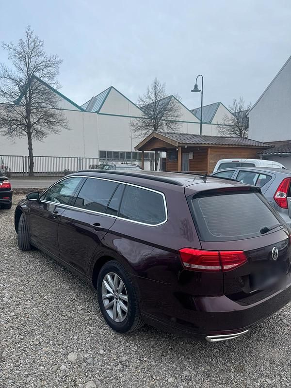 Gebraucht VW Passat 150 PS (110 kW) 2016 Andere farben Kombi