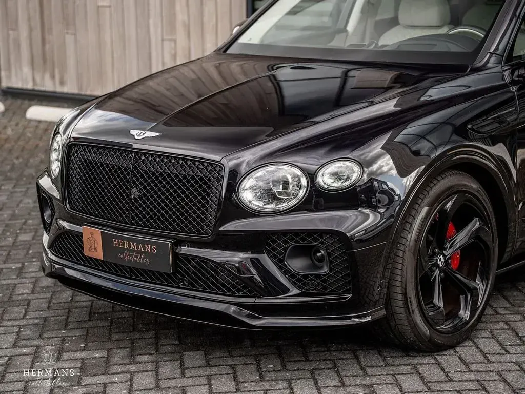 Gebraucht Bentley Bentayga 551 PS (405 kW) 2022 Schwarz SUV