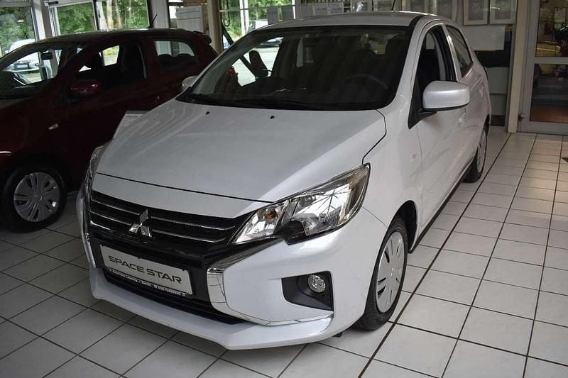 Neu Mitsubishi Space Star Plus 71 PS (52 kW) 2025 Titanweiß Limousine