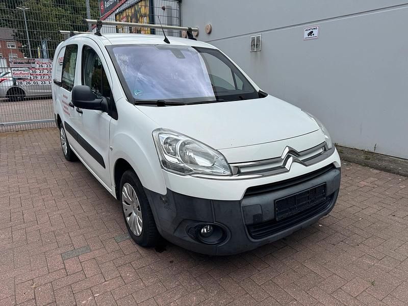 Weiß Gebraucht 2014 Citroën Berlingo Van / Kleinbus | 4.850 € (Guter Preis) - Bild 1/4