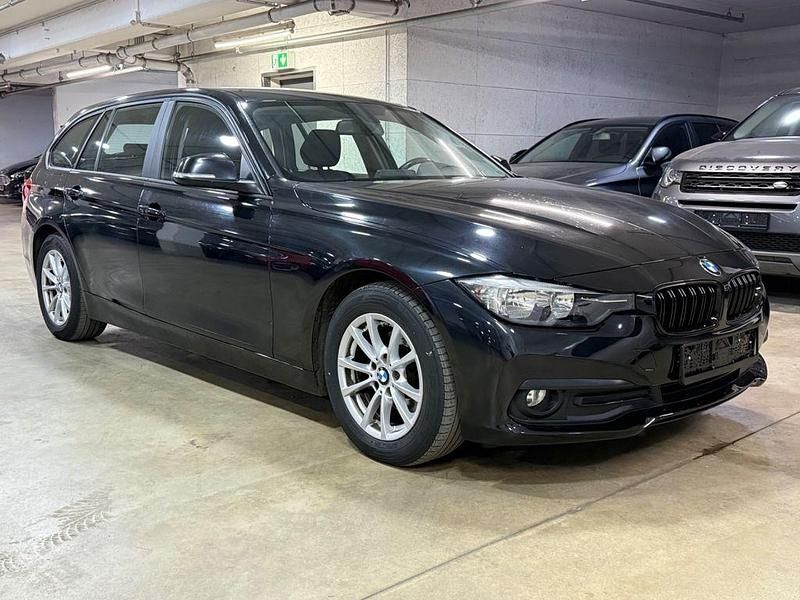 Gebraucht BMW 318 Advantage 150 PS (110 kW) 2016 Schwarz Kombi