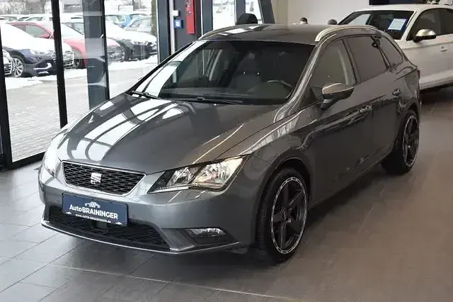 Usata Seat Leon 150 CV (110 kW) 2017 Grigio Berlina
