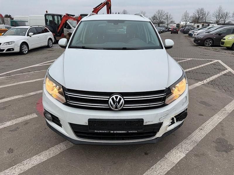 Weiß Gebraucht 2014 VW Tiguan Sportline SUV | 7.999 € (Superpreis) - Bild 1/4