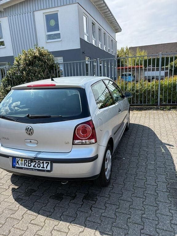 Gebraucht VW Polo Comfortline 75 PS (55 kW) 2009 Silber Kleinwagen