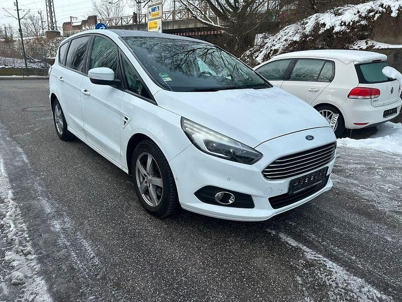Gebraucht Ford S-MAX Business Edition 190 PS (139 kW) 2019 Weiß Van / Kleinbus