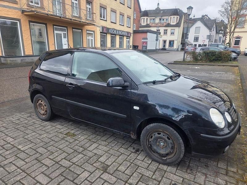 Brugt VW Polo Basis 101 HK (74 kW) 2002 Sort Hatchback