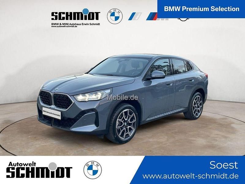 Grau Gebraucht 2025 BMW X2 SUV | 40.489 € (Superpreis) - Bild 1/4