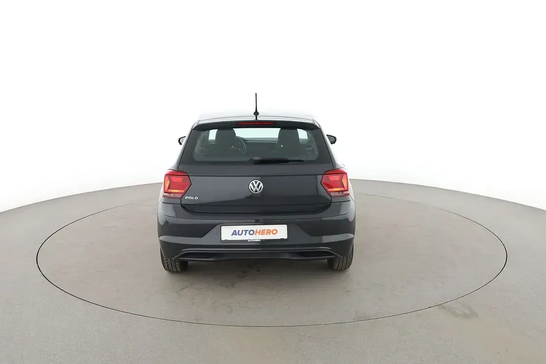 Gebraucht VW Polo Highline 95 PS (69 kW) 2019 Grau Kleinwagen
