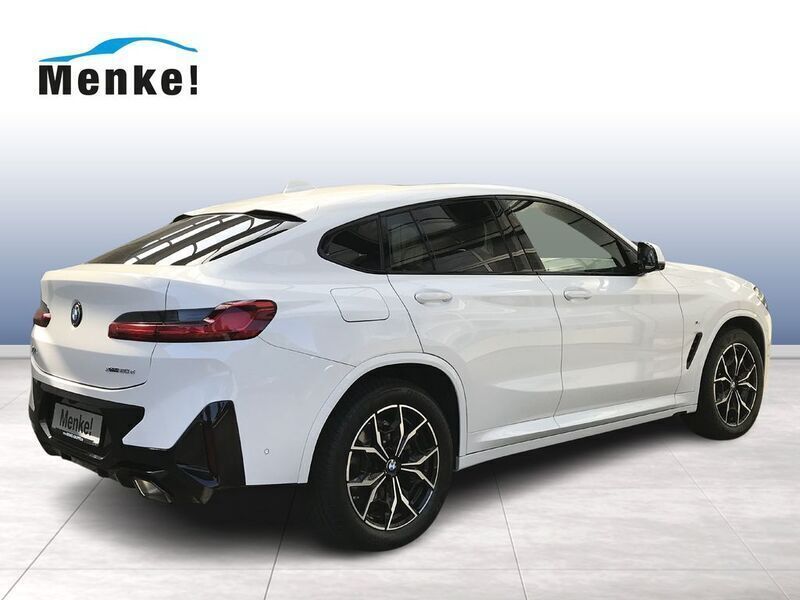Gebraucht BMW X4 M Sport 190 PS (139 kW) 2023 Weiß SUV