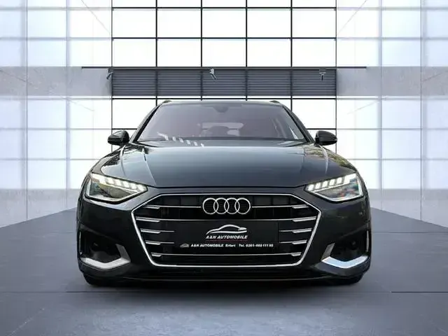 Gebraucht Audi A4 S-Line 204 PS (150 kW) 2022 Grau Kombi