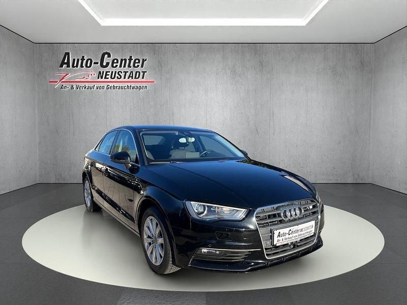 Gebraucht Audi A3 Attraction 150 PS (110 kW) 2015 Schwarz Limousine