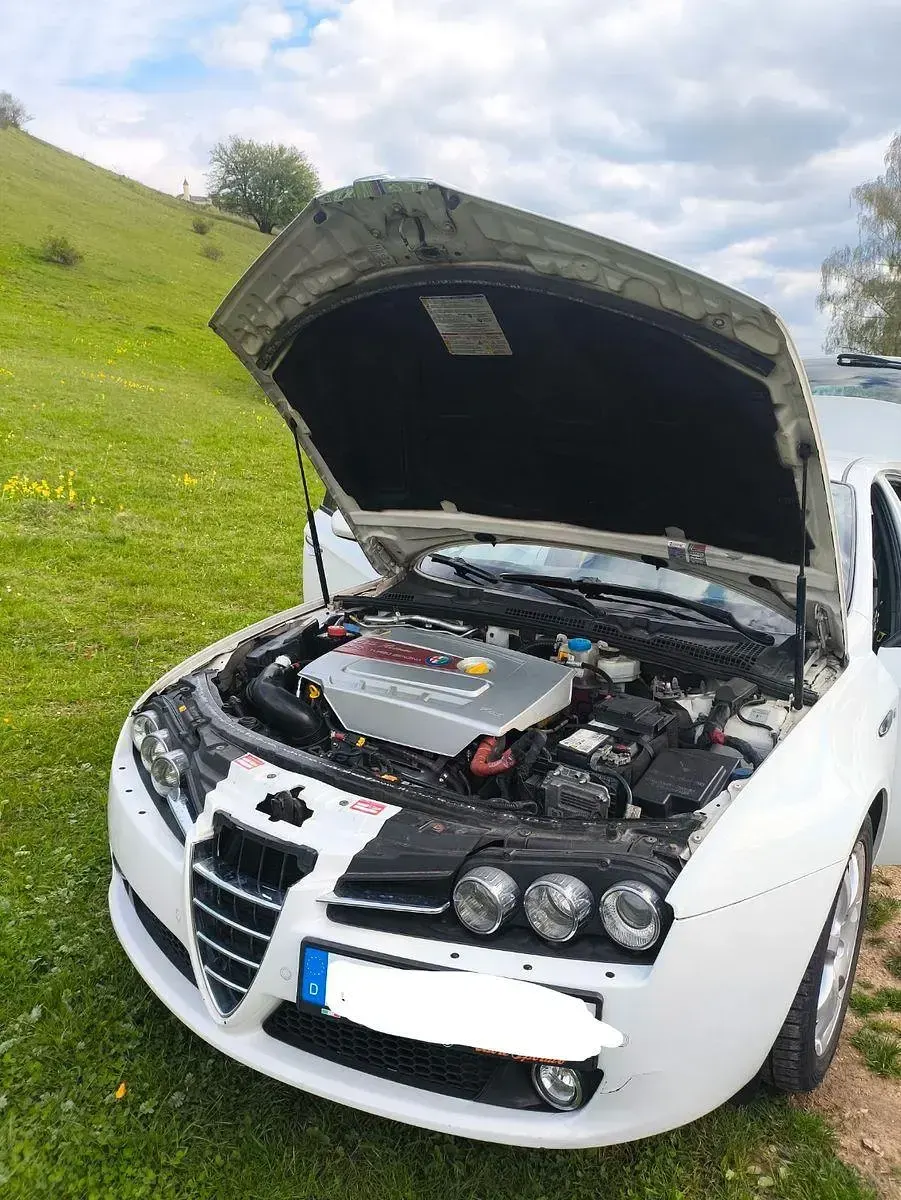 Gebraucht Alfa Romeo 159 Ti 200 PS (147 kW) 2009 Weiß Kombi